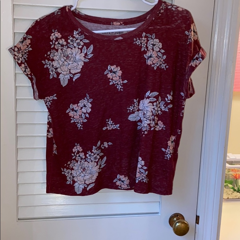 AéRopostale floral top